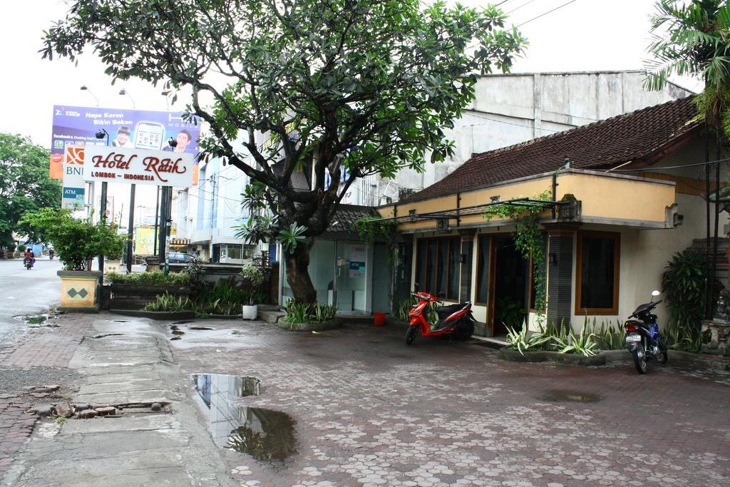Hotel Ratih มาตารัม ภายนอก รูปภาพ
